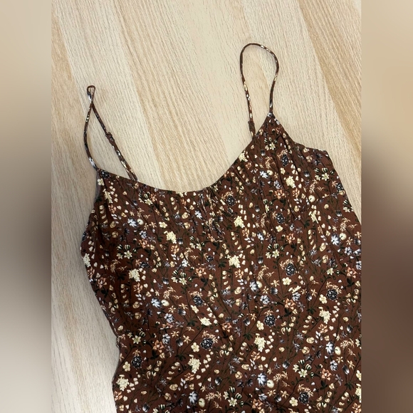 Aritzia Wilfred bellow midi floral dress in size 14 - Picture 3 of 7